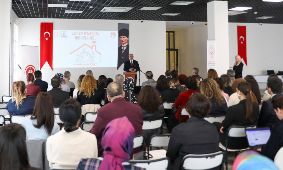 20811517_86537_canakkale-de-aile-calista