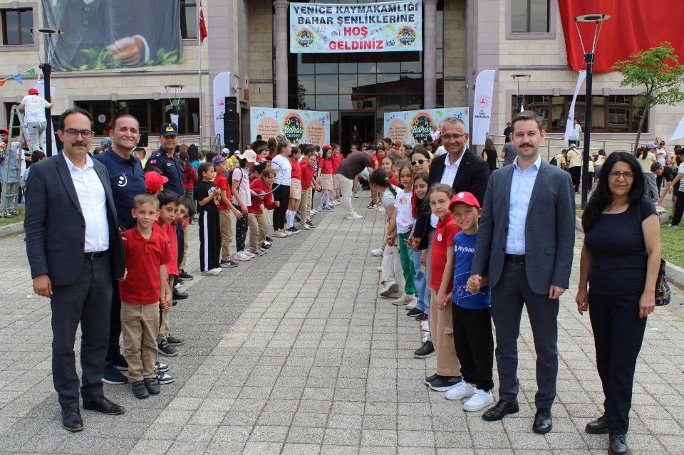 91487_wuciwug_865d6719_senlik-var-nese.jpeg