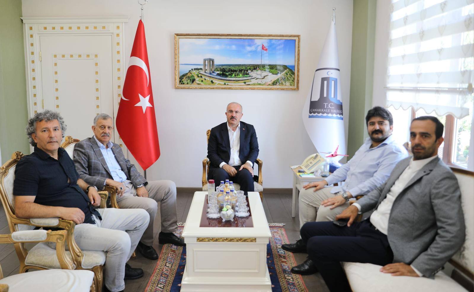 104004_wuciwug_fda68235_canakkale-valis.jpeg