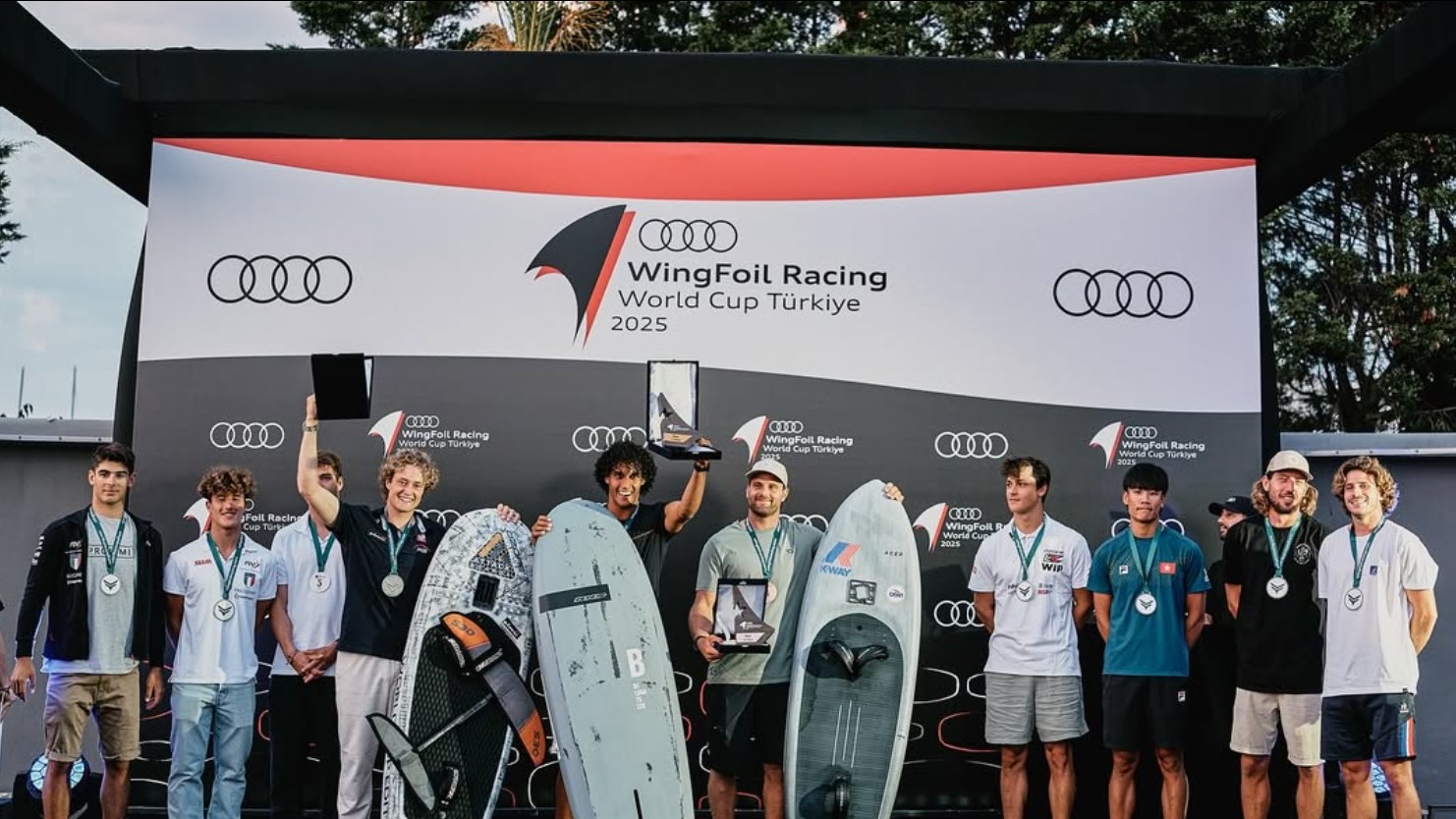 107317_wuciwug_583c50f8_audi-wing-foil.jpeg